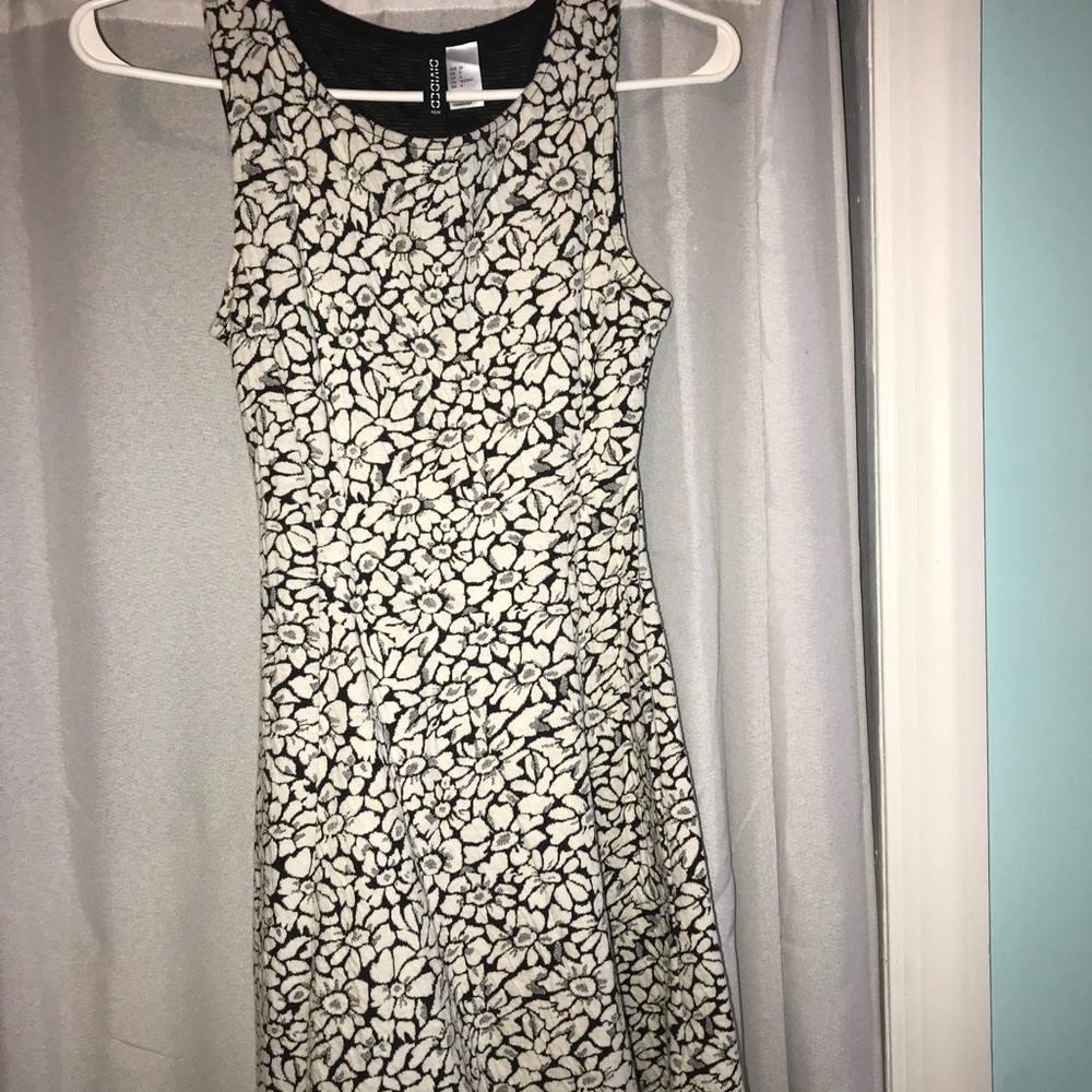 H & M stylish dress!